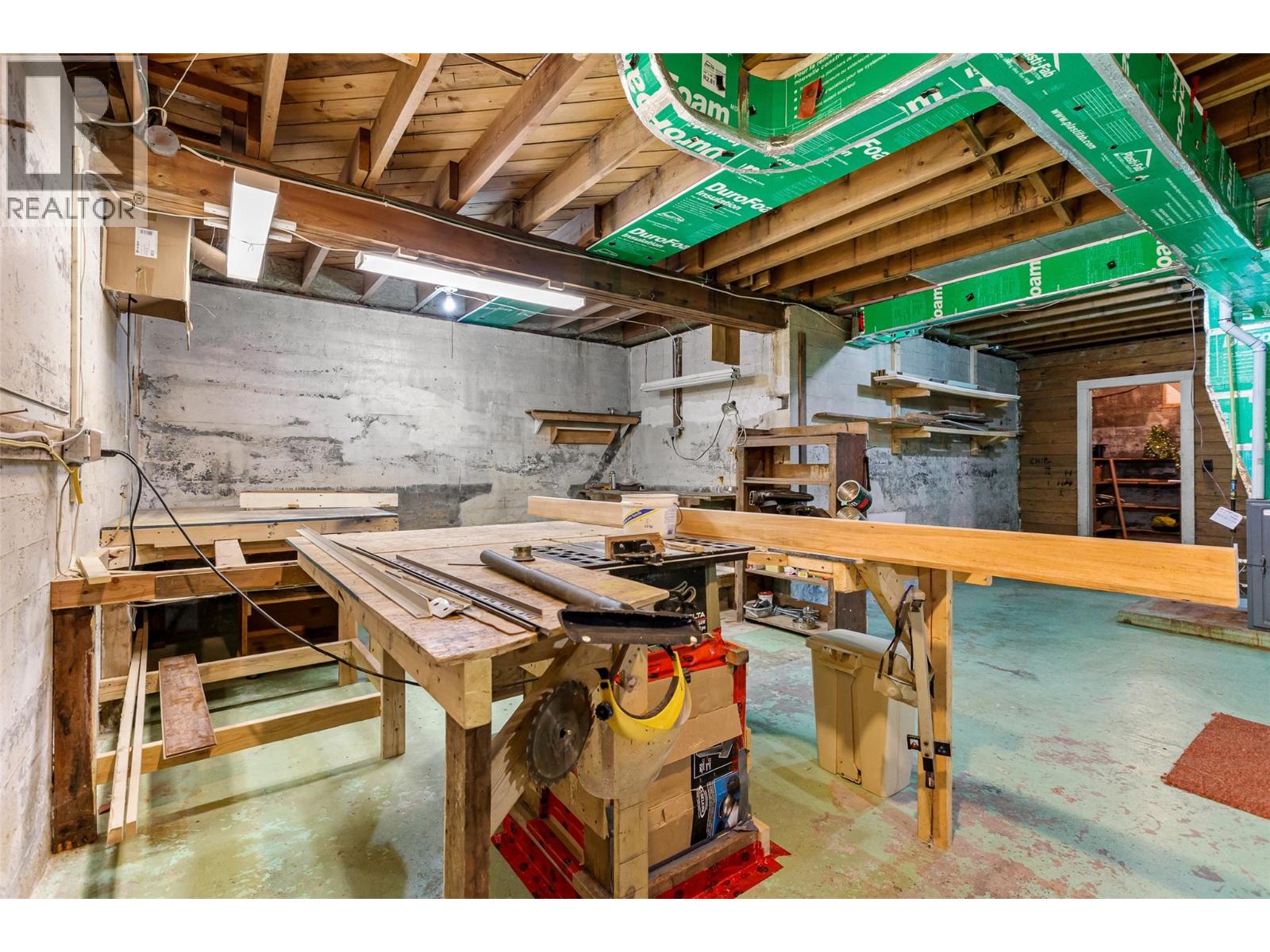 6927 Customs Road, Kingsgate, British Columbia V0B 1V1 - Photo 26 - 10369550