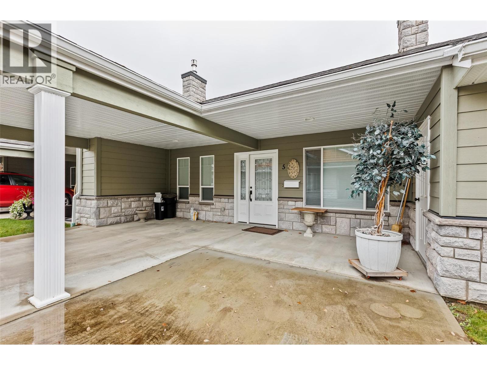 1415 Alder Street Unit# 5, Creston, British Columbia V0B 1G4 - Photo 2 - 10369580