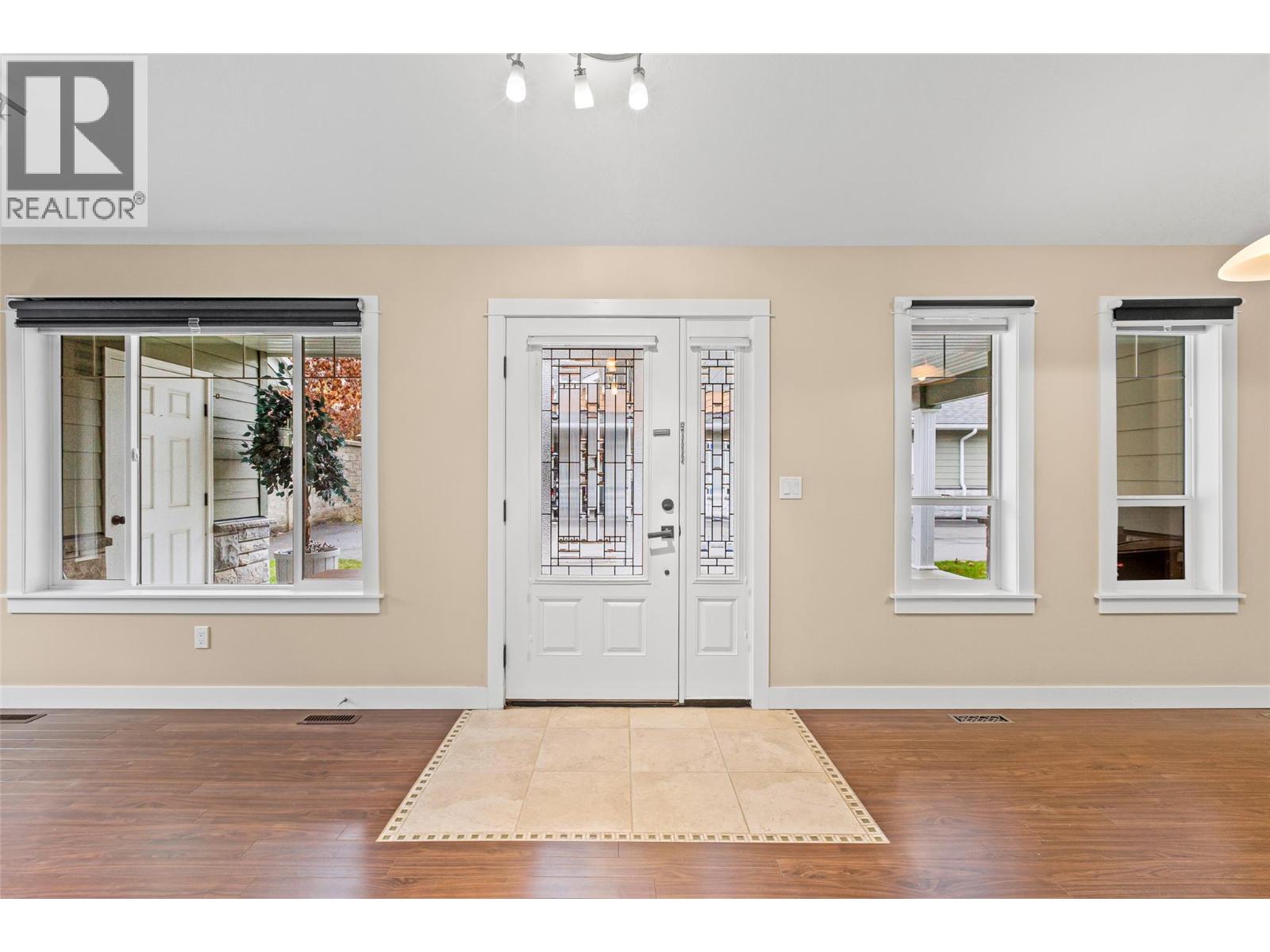 1415 Alder Street Unit# 5, Creston, British Columbia V0B 1G4 - Photo 3 - 10369580