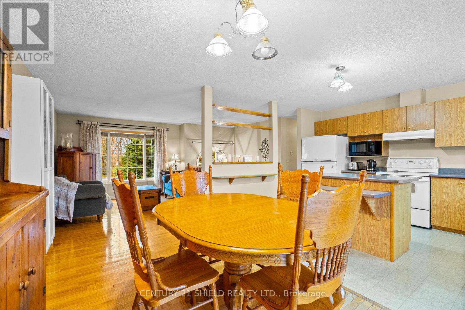 22032 Old Highway 2 Highway, South Glengarry, Ontario  K0C 1E0 - Photo 20 - X12568068