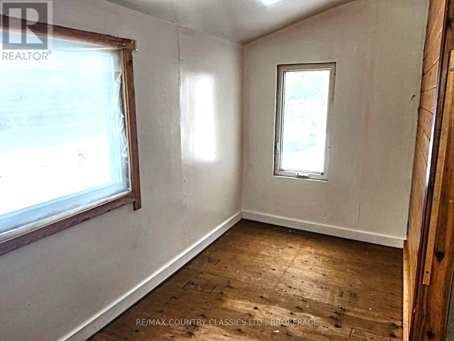 605 Slate Falls Road, Addington Highlands, Ontario  K0H 1L0 - Photo 4 - X12555846