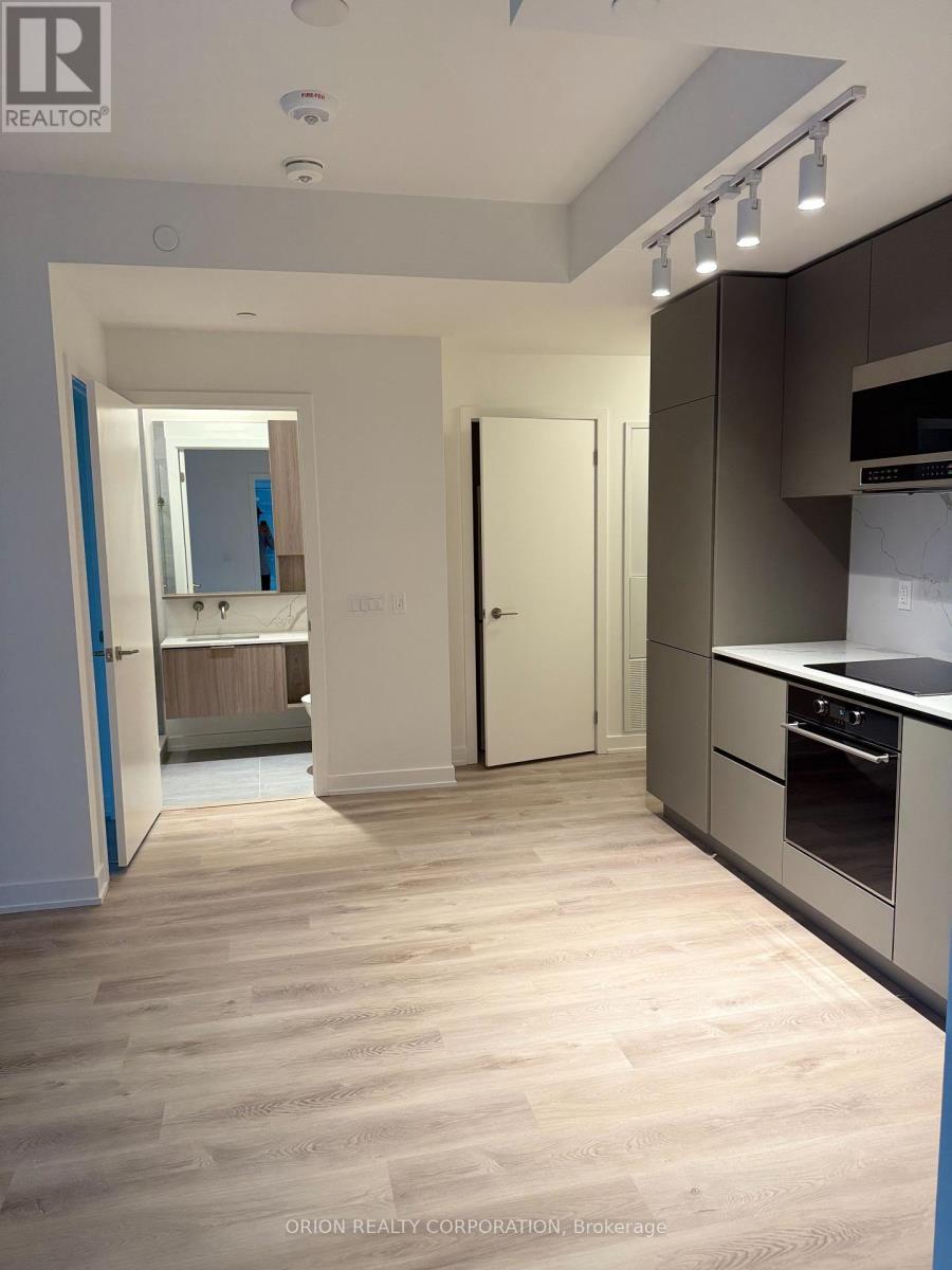 1310 - 120 Broadway Avenue, Toronto, Ontario  M4P 0E9 - Photo 9 - C12568058