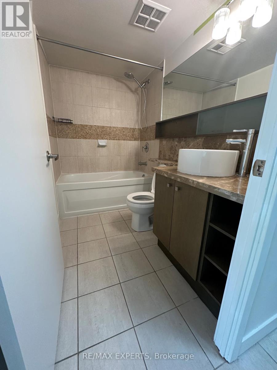 4908 - 11 Brunel Court, Toronto, Ontario  M5V 3Y3 - Photo 4 - C12568102