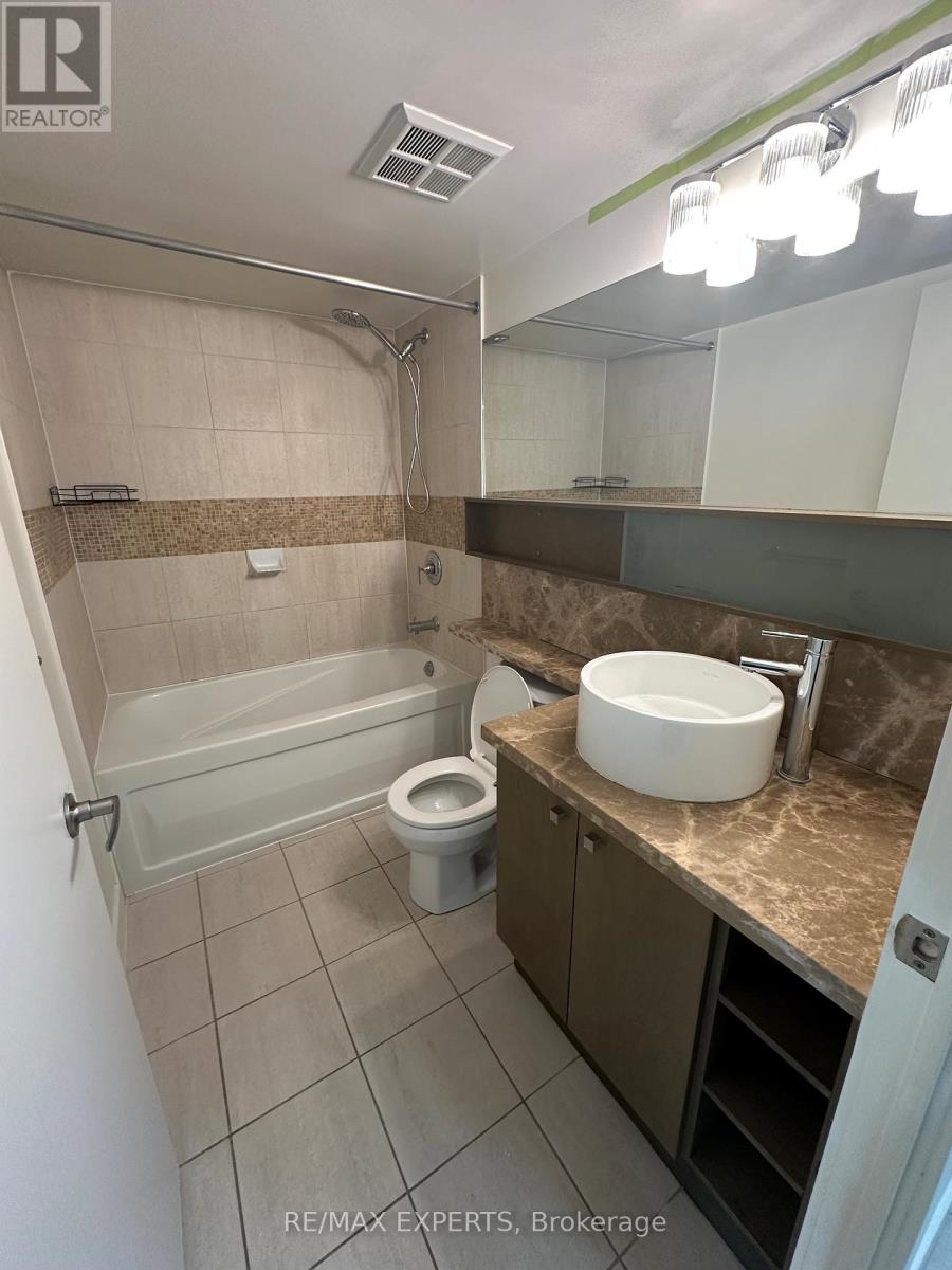 4908 - 11 Brunel Court, Toronto, Ontario  M5V 3Y3 - Photo 6 - C12568102