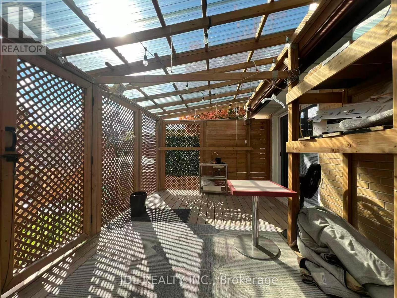 15 Summerglade (Main) Drive, Toronto, Ontario  M1S 1W8 - Photo 14 - E12568086