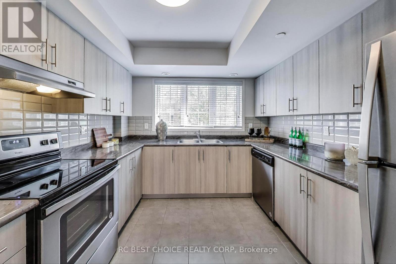 2535 Bromus Path, Oshawa, Ontario  L1H 7K4 - Photo 9 - E12568132