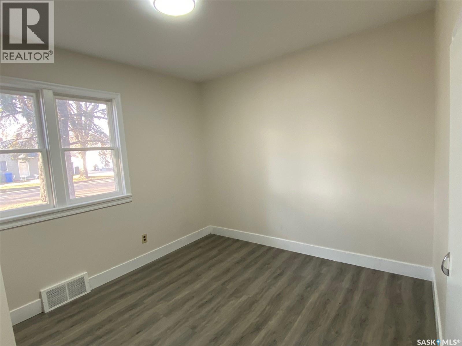 141 Maple Avenue, Yorkton, Saskatchewan  S3N 1W8 - Photo 8 - SK024522