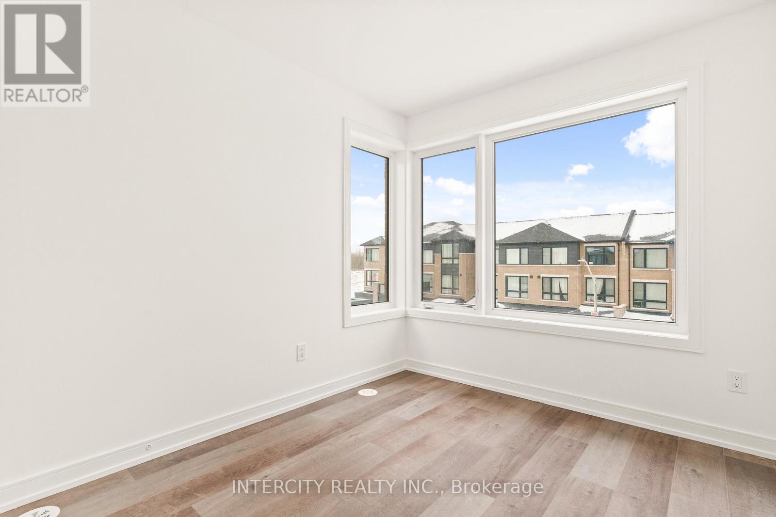 14 Blue Forest Crescent, Barrie, Ontario  L9J 0N3 - Photo 26 - S12504744