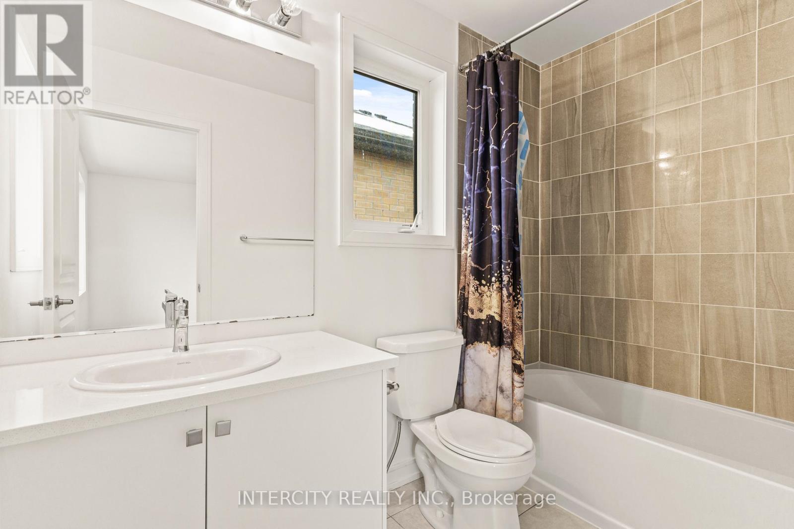 14 Blue Forest Crescent, Barrie, Ontario  L9J 0N3 - Photo 20 - S12504744