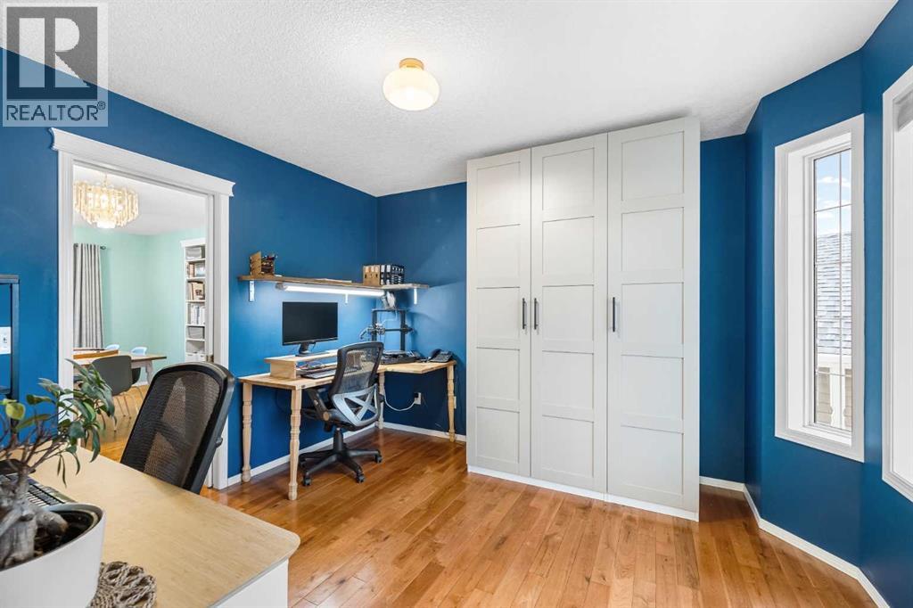 62 Canoe Circle Sw, Airdrie, Alberta  T4B 2L6 - Photo 11 - A2271935