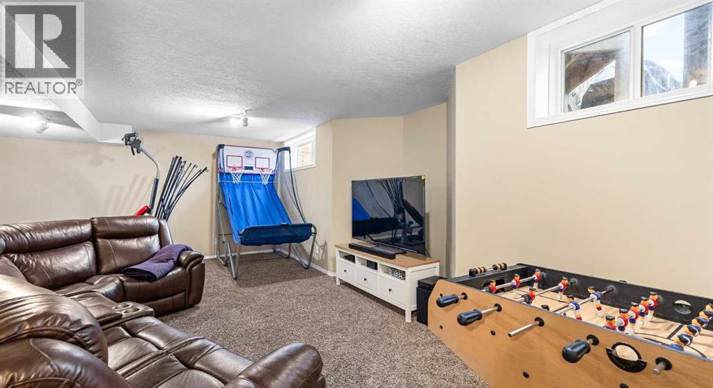 62 Canoe Circle Sw, Airdrie, Alberta  T4B 2L6 - Photo 28 - A2271935