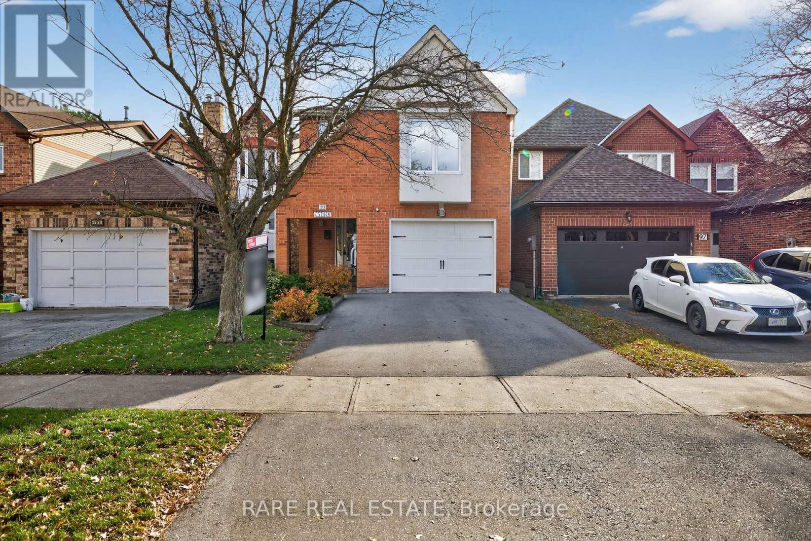 99 Esther Crescent, Vaughan, Ontario  L4J 3J8 - Photo 2 - N12568064