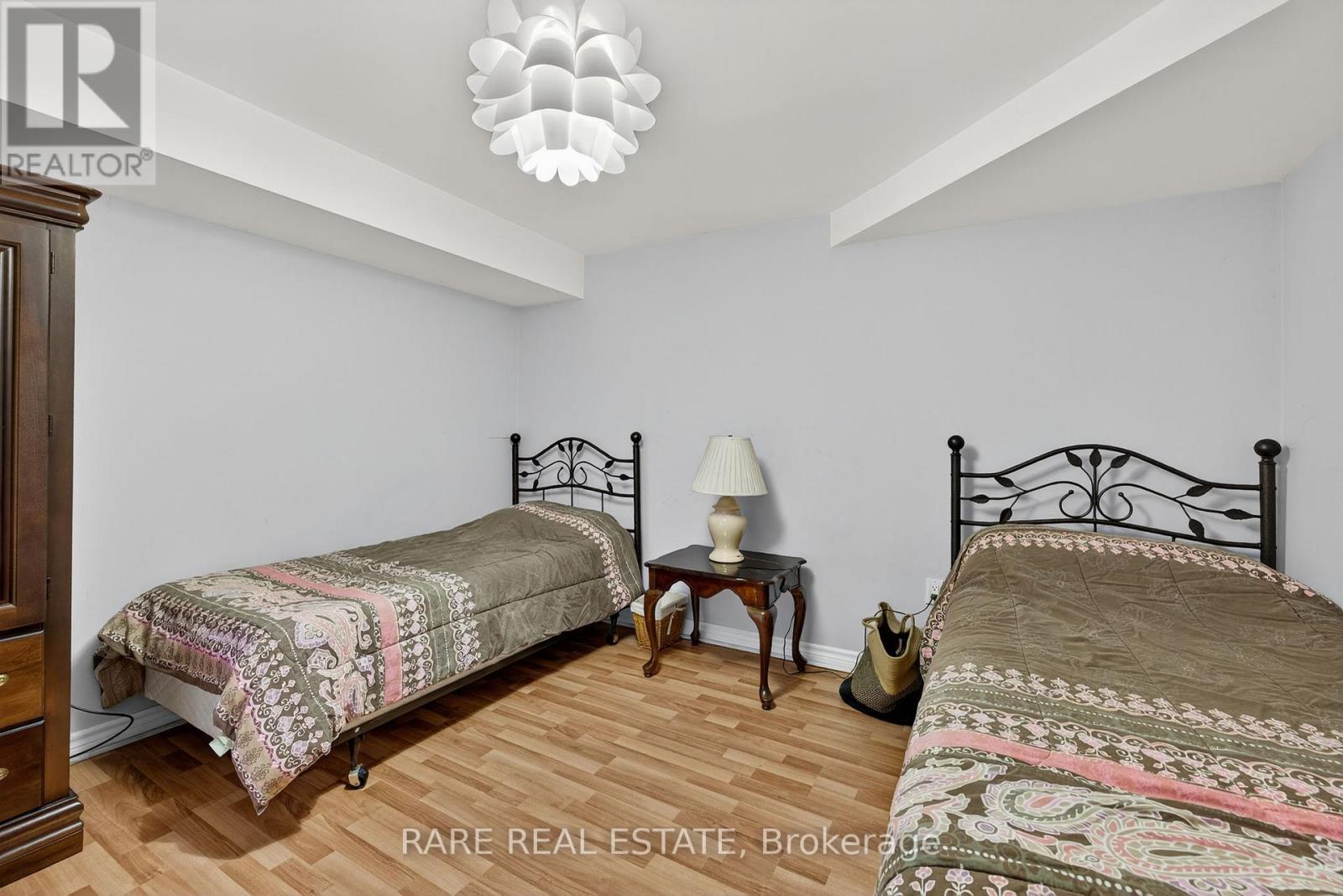 99 Esther Crescent, Vaughan, Ontario  L4J 3J8 - Photo 30 - N12568064