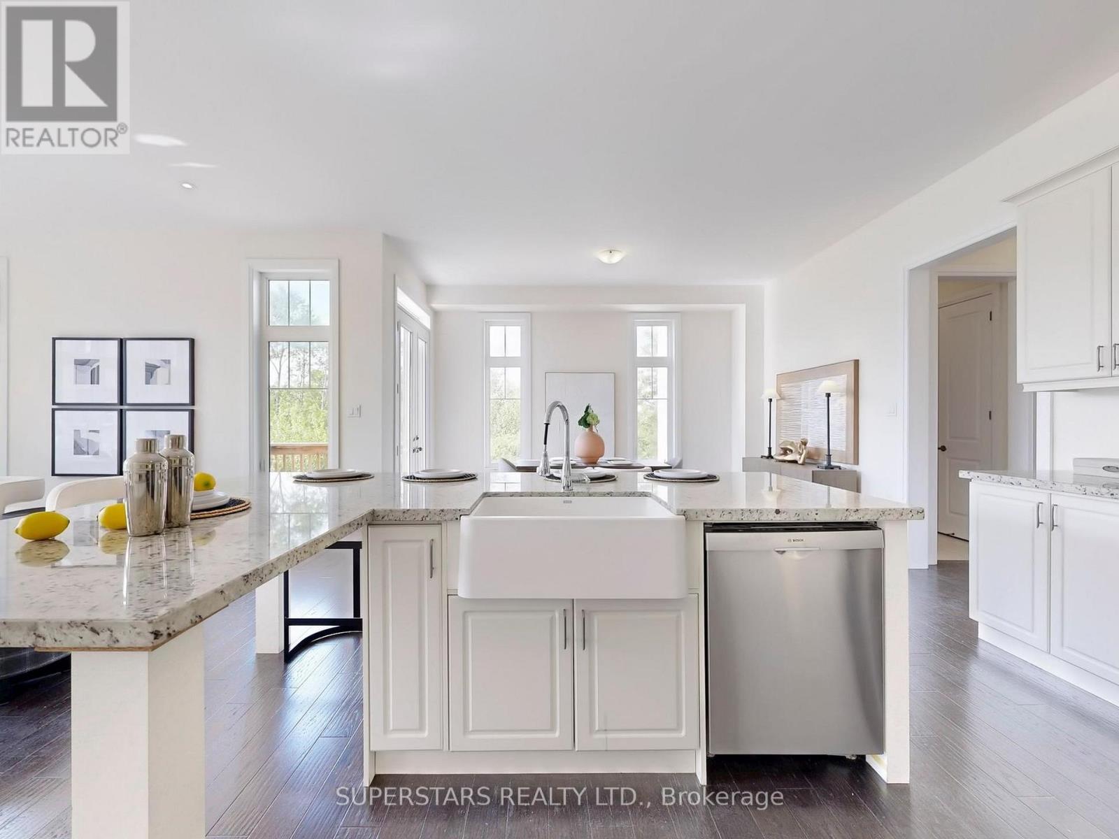 192 Baker Hill Boulevard, Whitchurch-Stouffville, Ontario  L4A 0W5 - Photo 12 - N12568070