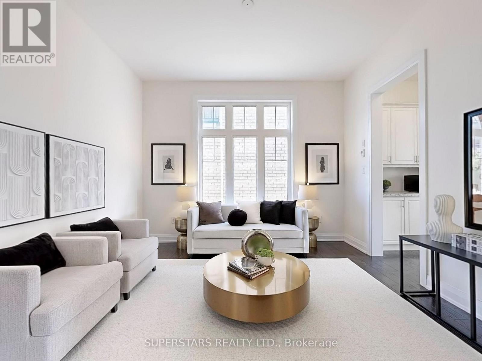 192 Baker Hill Boulevard, Whitchurch-Stouffville, Ontario  L4A 0W5 - Photo 3 - N12568070