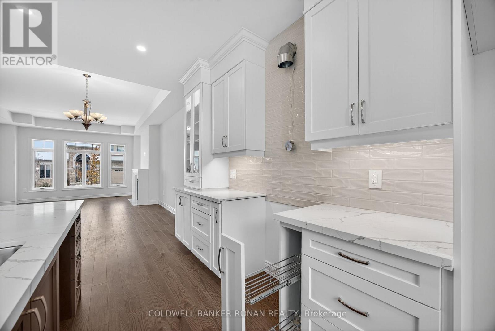 254 Ridge Way, New Tecumseth, Ontario  L9R 0W4 - Photo 28 - N12568154