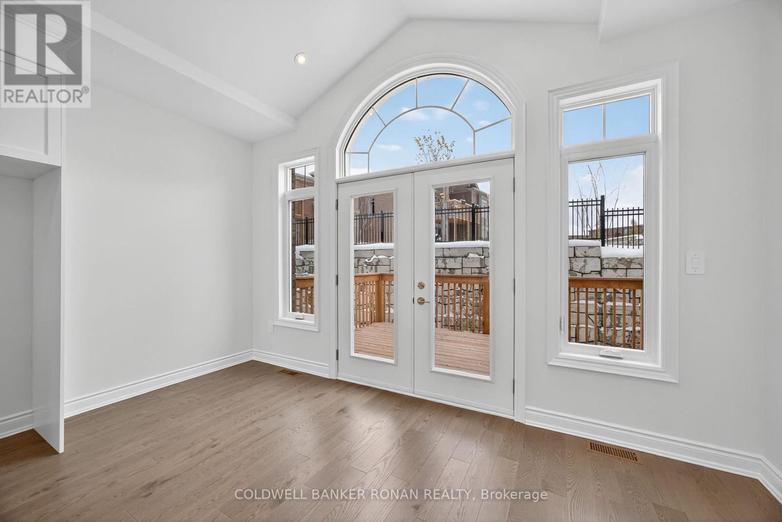 254 Ridge Way, New Tecumseth, Ontario  L9R 0W4 - Photo 37 - N12568154