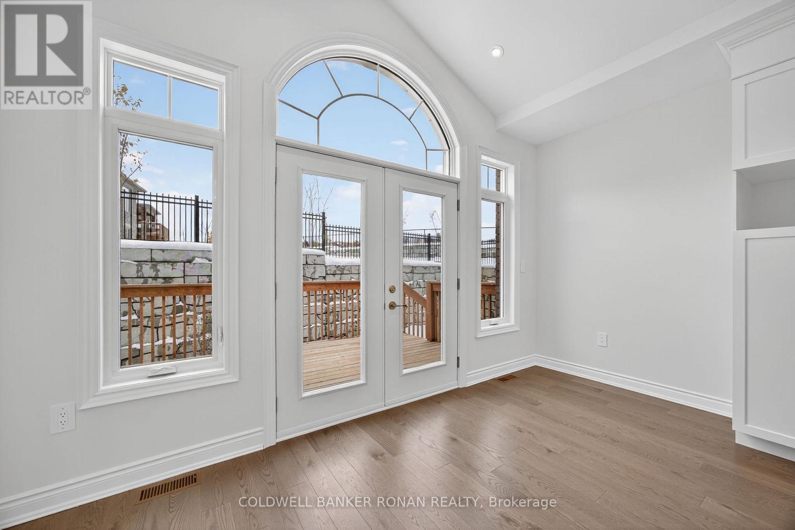 254 Ridge Way, New Tecumseth, Ontario  L9R 0W4 - Photo 39 - N12568154