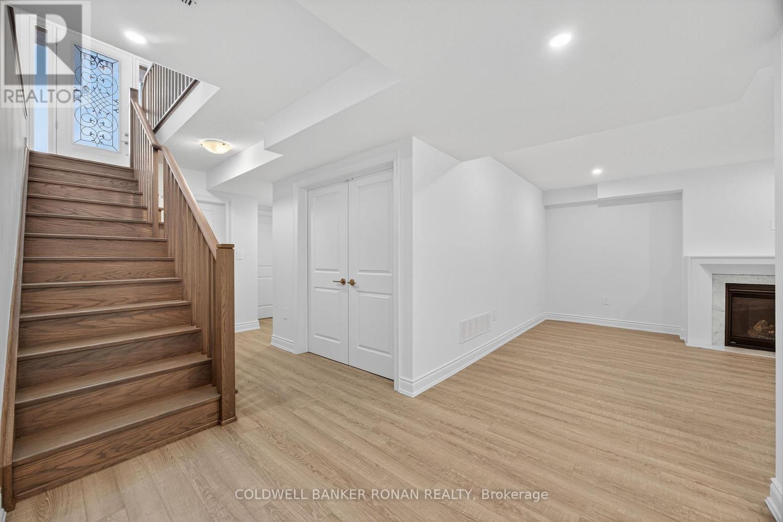 254 Ridge Way, New Tecumseth, Ontario  L9R 0W4 - Photo 40 - N12568154