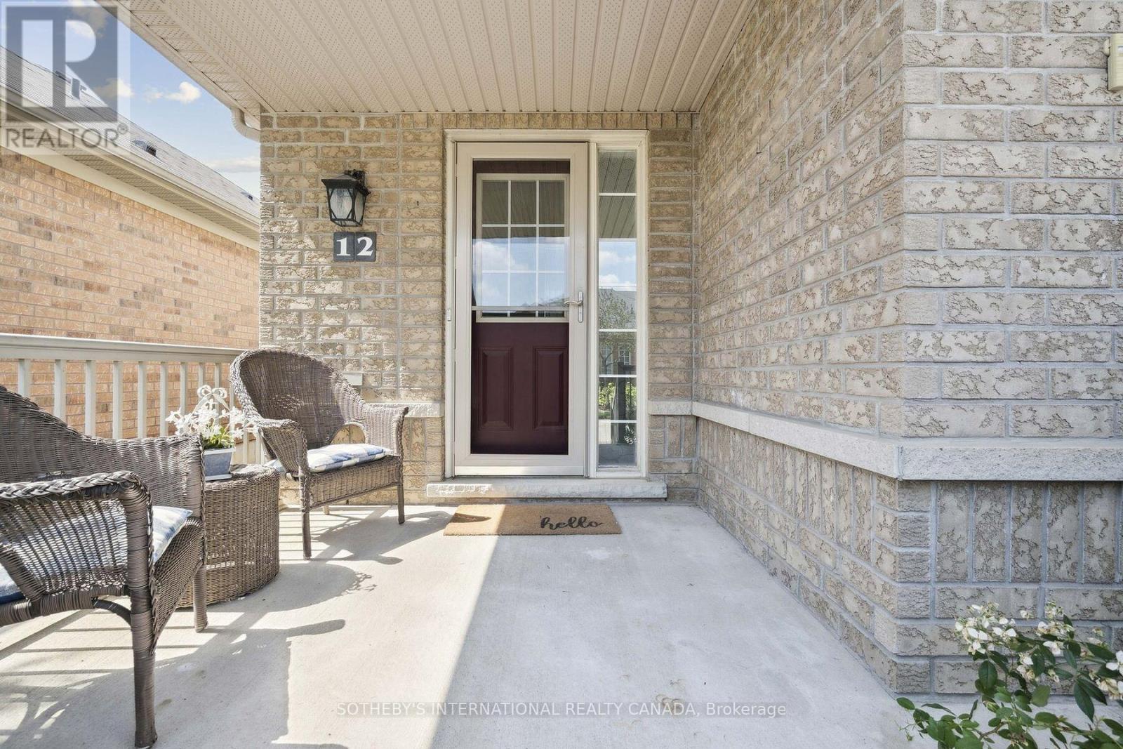 12 Fairvalley Street, Brampton, Ontario L6R 0S3 - Photo 2 - W12568100