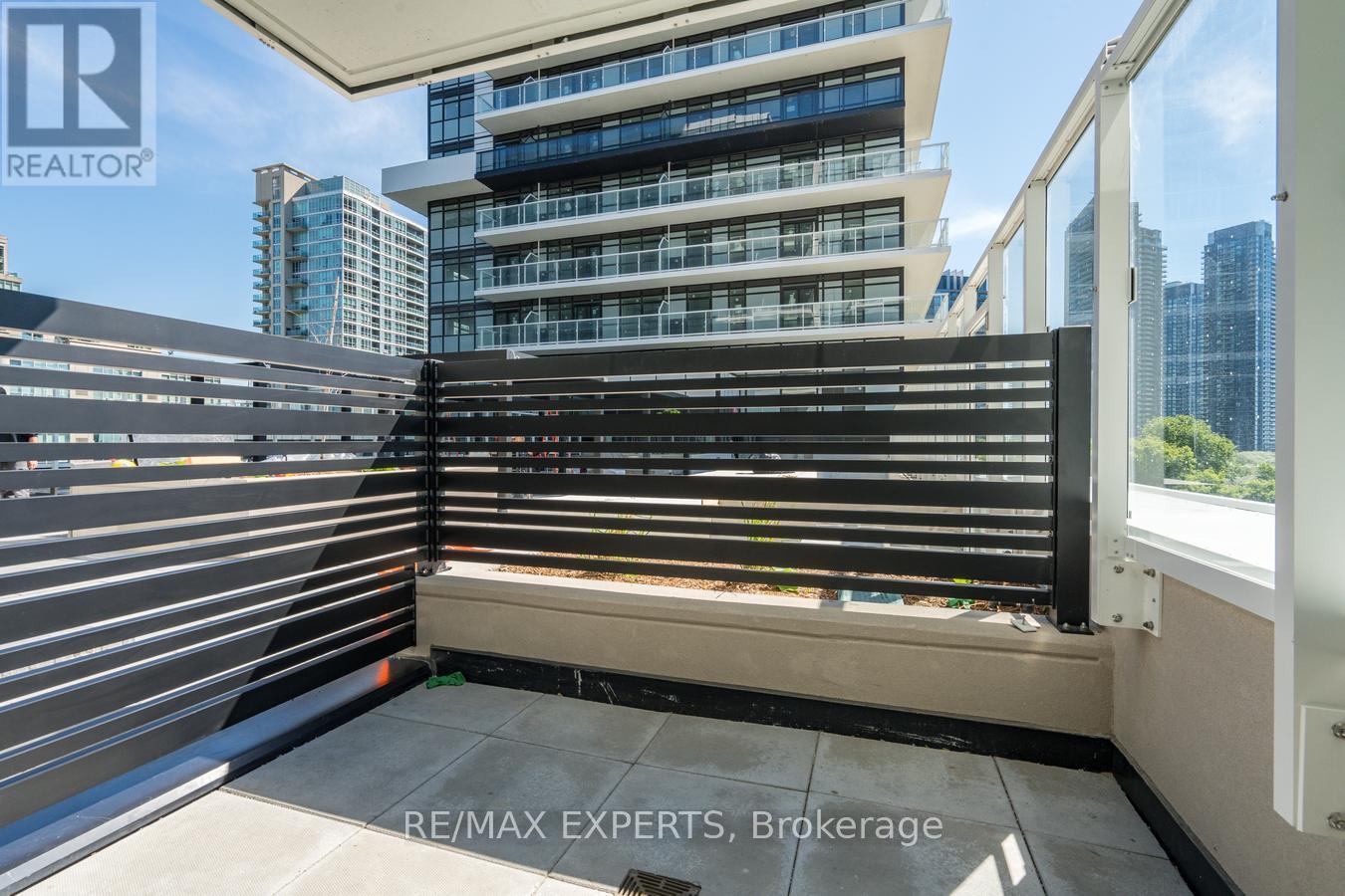 421 - 251 Manitoba Street, Toronto, Ontario  M8Y 0C7 - Photo 25 - W12568108