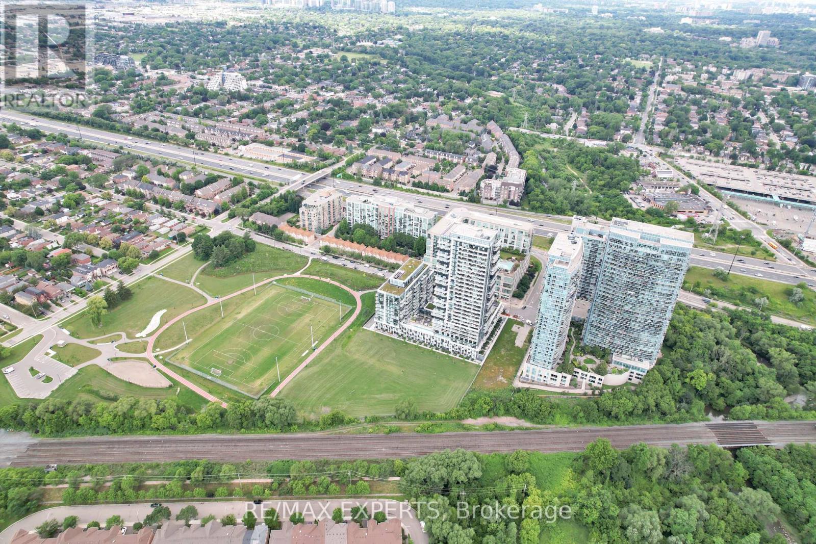 421 - 251 Manitoba Street, Toronto, Ontario  M8Y 0C7 - Photo 47 - W12568108