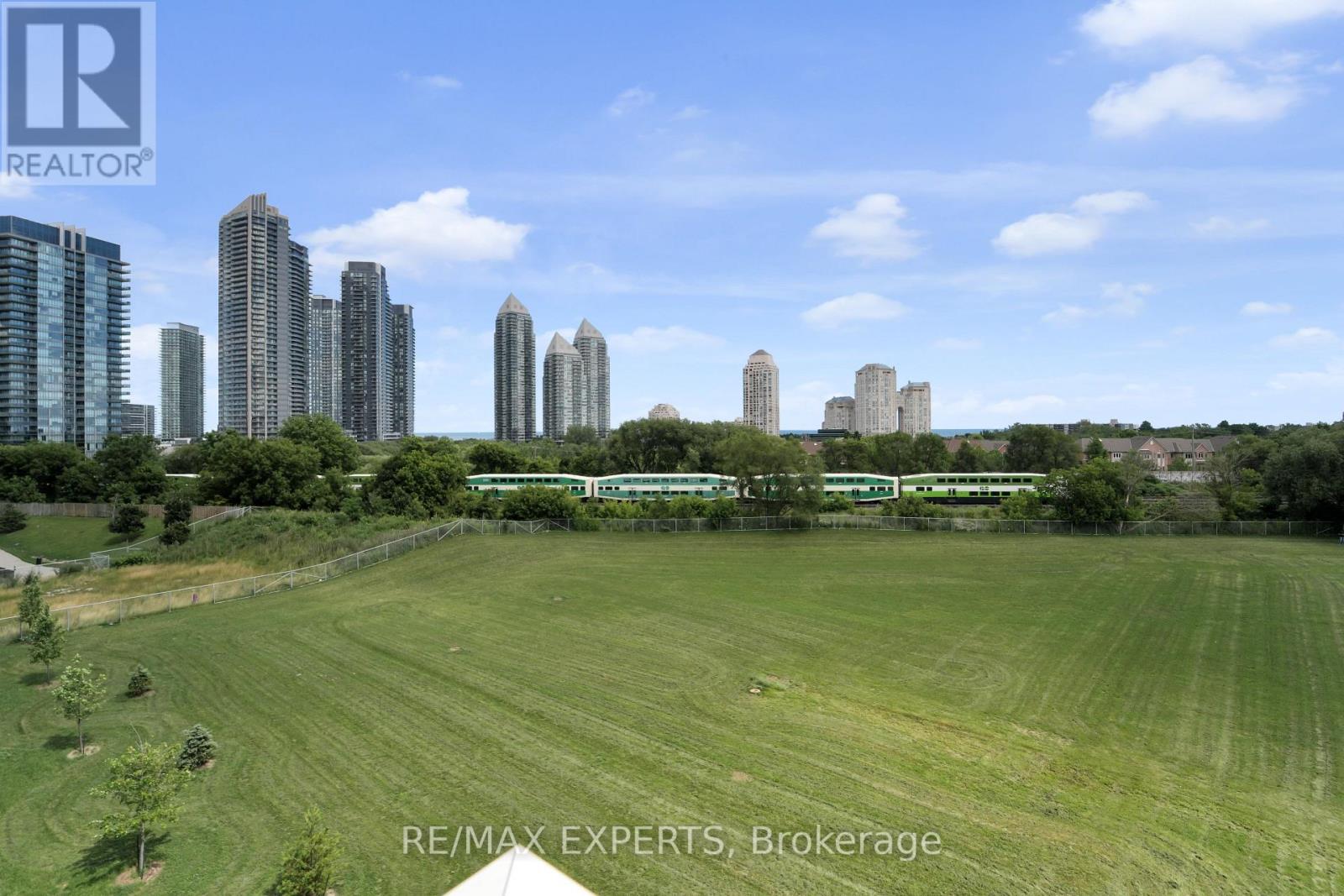 421 - 251 Manitoba Street, Toronto, Ontario  M8Y 0C7 - Photo 50 - W12568108