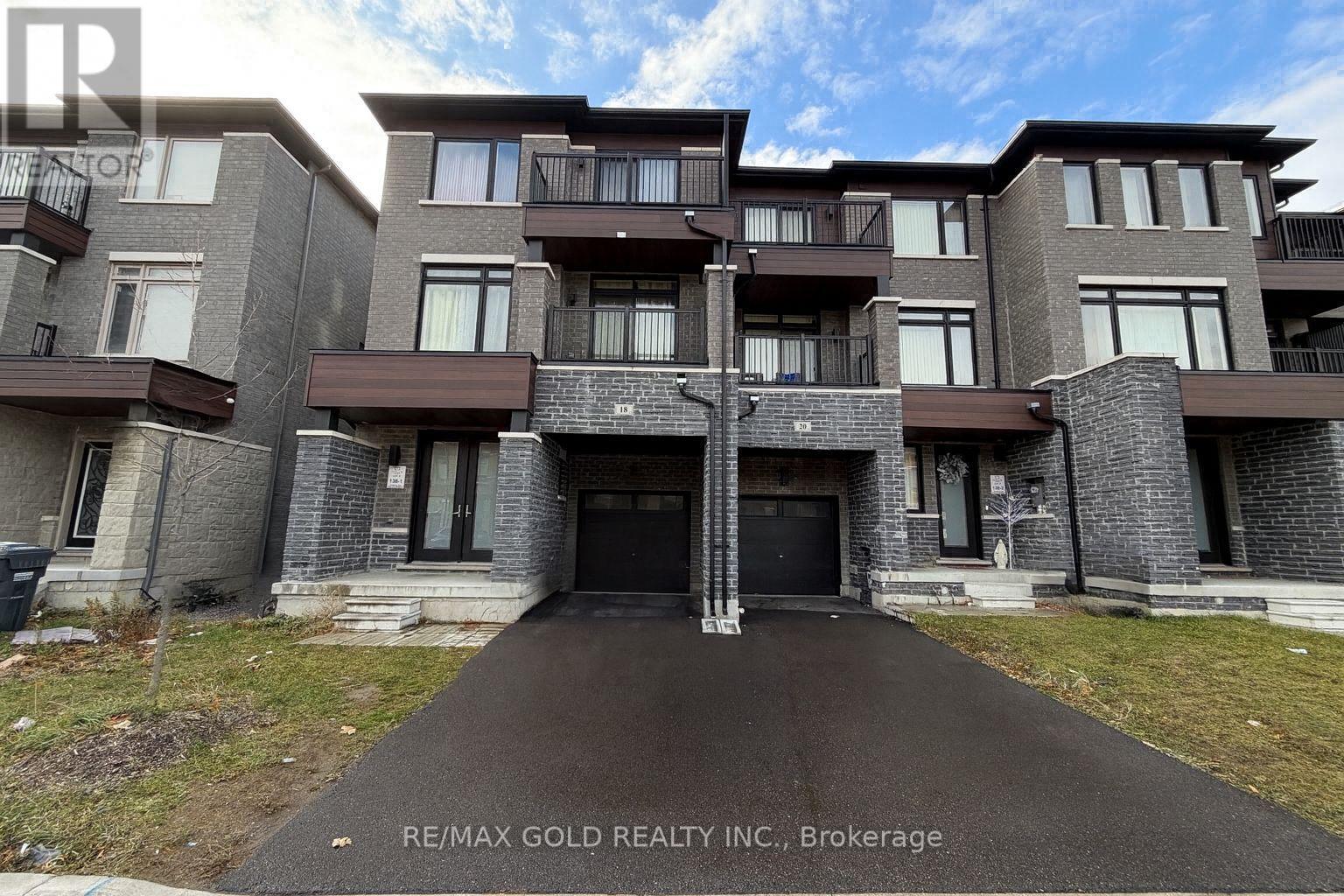 18 HAYDROP ROAD, Brampton, Ontario