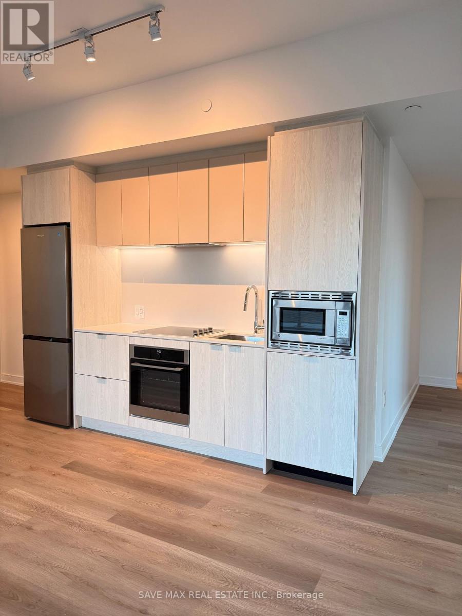 1801 - 3009 Novar Road, Mississauga, Ontario  L5B 0P9 - Photo 3 - W12568126