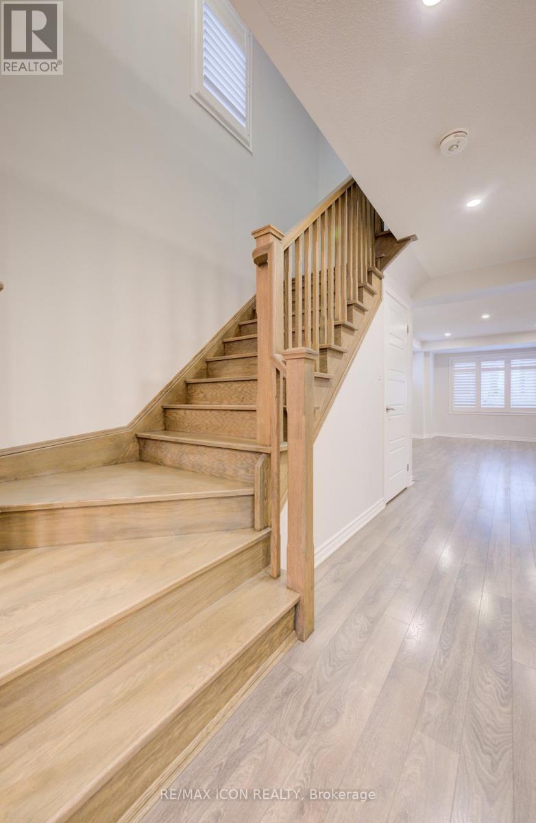 302 Jean Landing, Milton, Ontario  L9E 1C6 - Photo 8 - W12568140