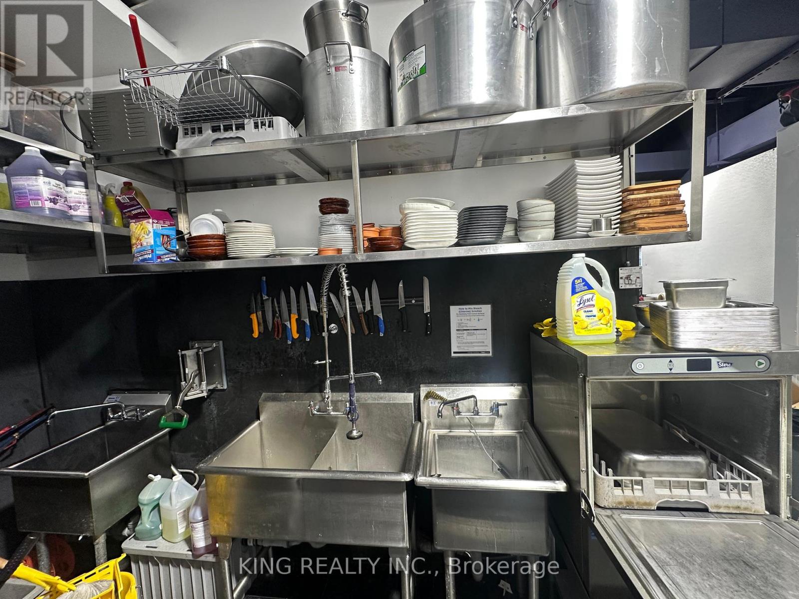 2712 Keele Street, Toronto, Ontario  M3M 2G1 - Photo 13 - W12568180