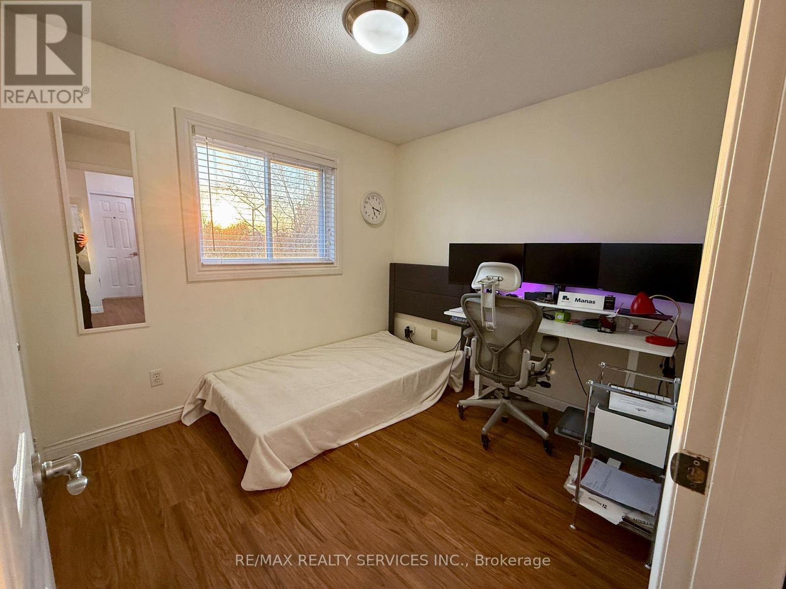 15 Inverhuron Trail, Oakville, Ontario  L6H 5Z6 - Photo 12 - W12568186