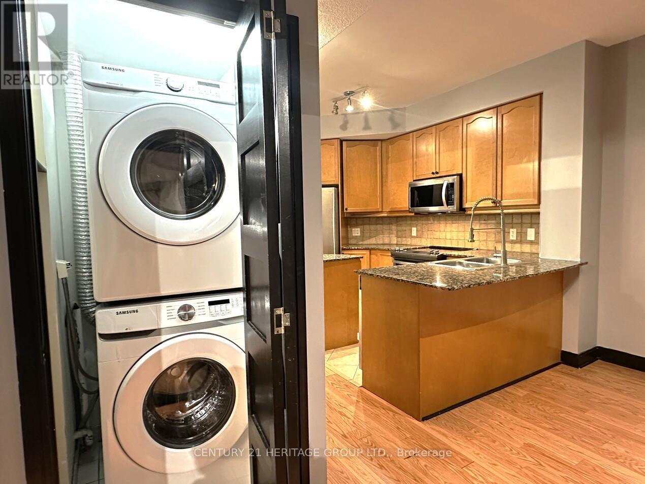 1005 - 70 Absolute Avenue, Mississauga, Ontario  L4Z 0A4 - Photo 11 - W12568188