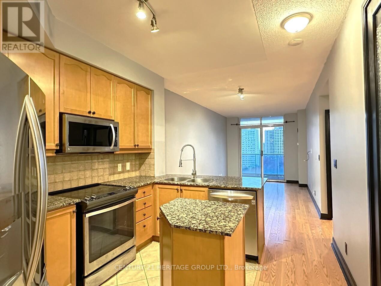 1005 - 70 Absolute Avenue, Mississauga, Ontario  L4Z 0A4 - Photo 3 - W12568188