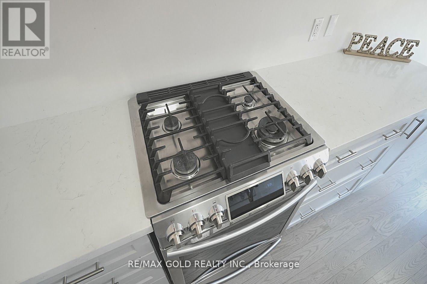 6 Del Grappa Street, Caledon, Ontario L7C 4L1 - Photo 14 - W12568214