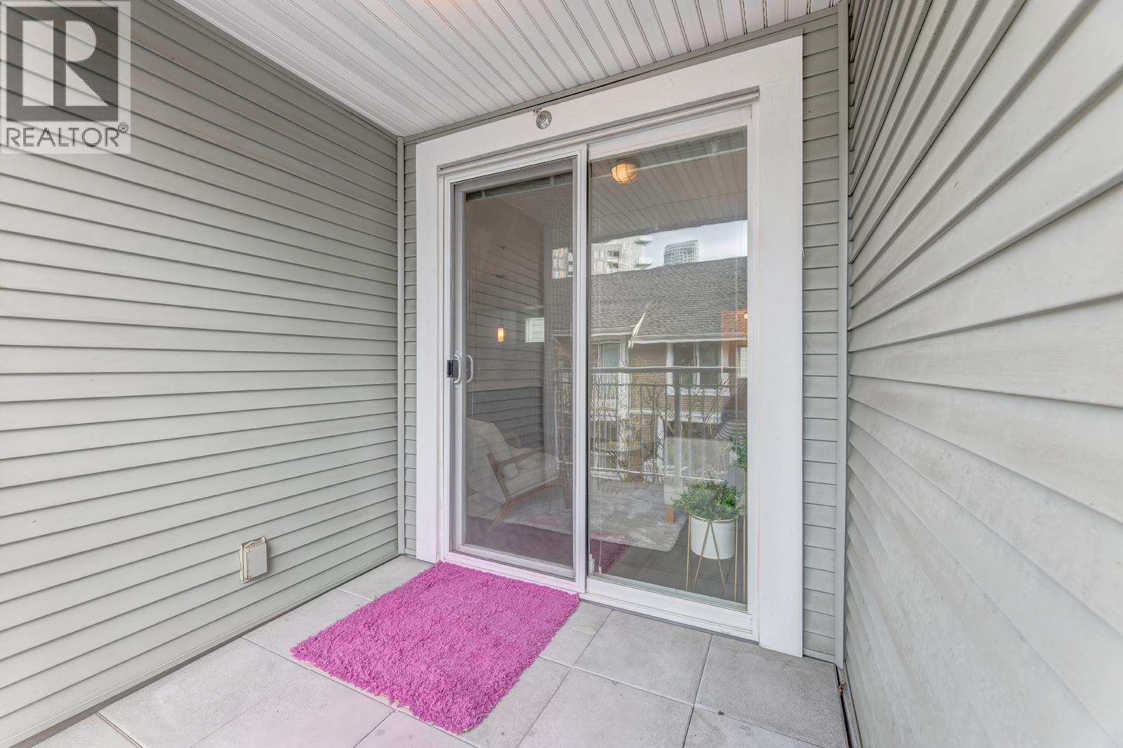 311 618 Langside Avenue, Coquitlam, British Columbia  V3J 0B8 - Photo 15 - R3068940