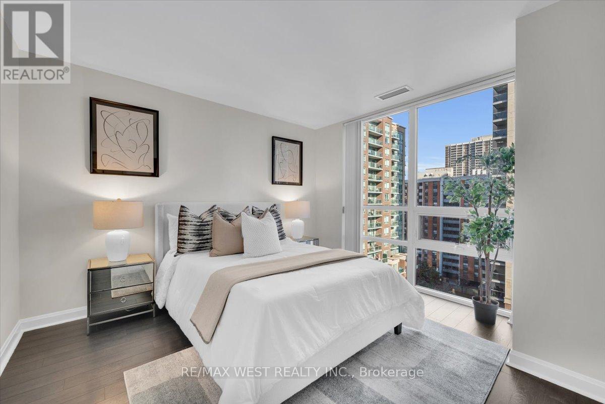 1011 - 1 Michael Power Place, Toronto, Ontario  M9A 0A1 - Photo 9 - W12567074