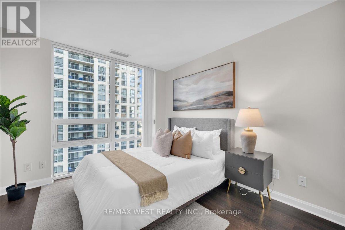 1011 - 1 Michael Power Place, Toronto, Ontario  M9A 0A1 - Photo 13 - W12567074