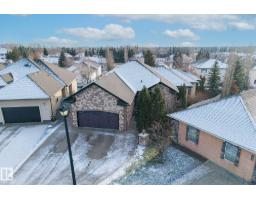 23 KINGSMOOR CL Kingswood