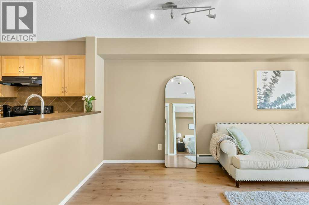 8107, 70 Panamount Drive Nw, Calgary, Alberta  T3K 6L7 - Photo 7 - A2271929