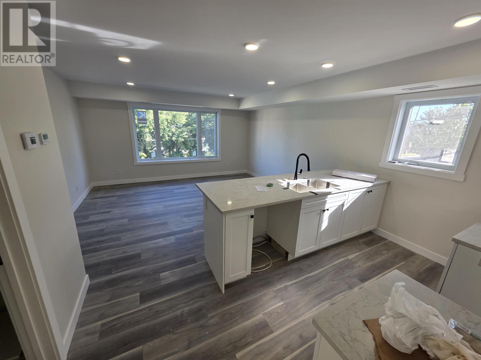 1305 Victoria Ave E, Thunder Bay, Ontario  P7C 1C3 - Photo 9 - TB250824