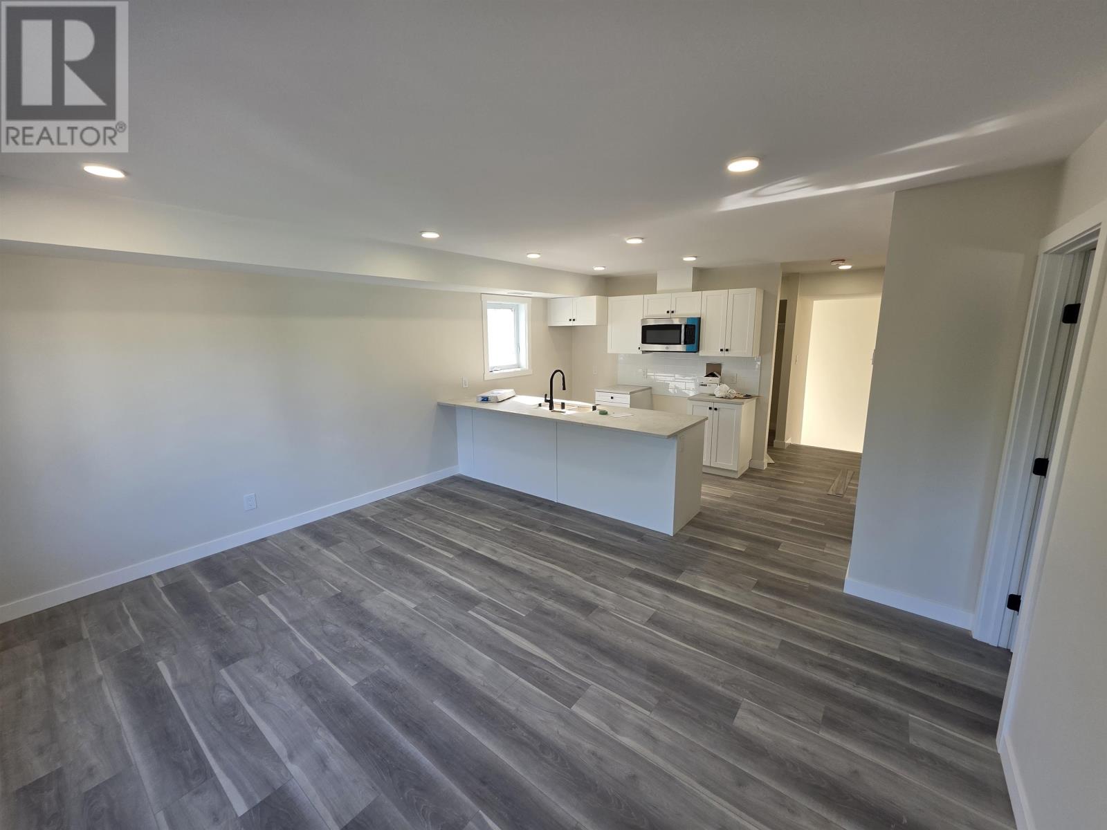 1305 Victoria Ave E, Thunder Bay, Ontario  P7C 1C3 - Photo 8 - TB250824