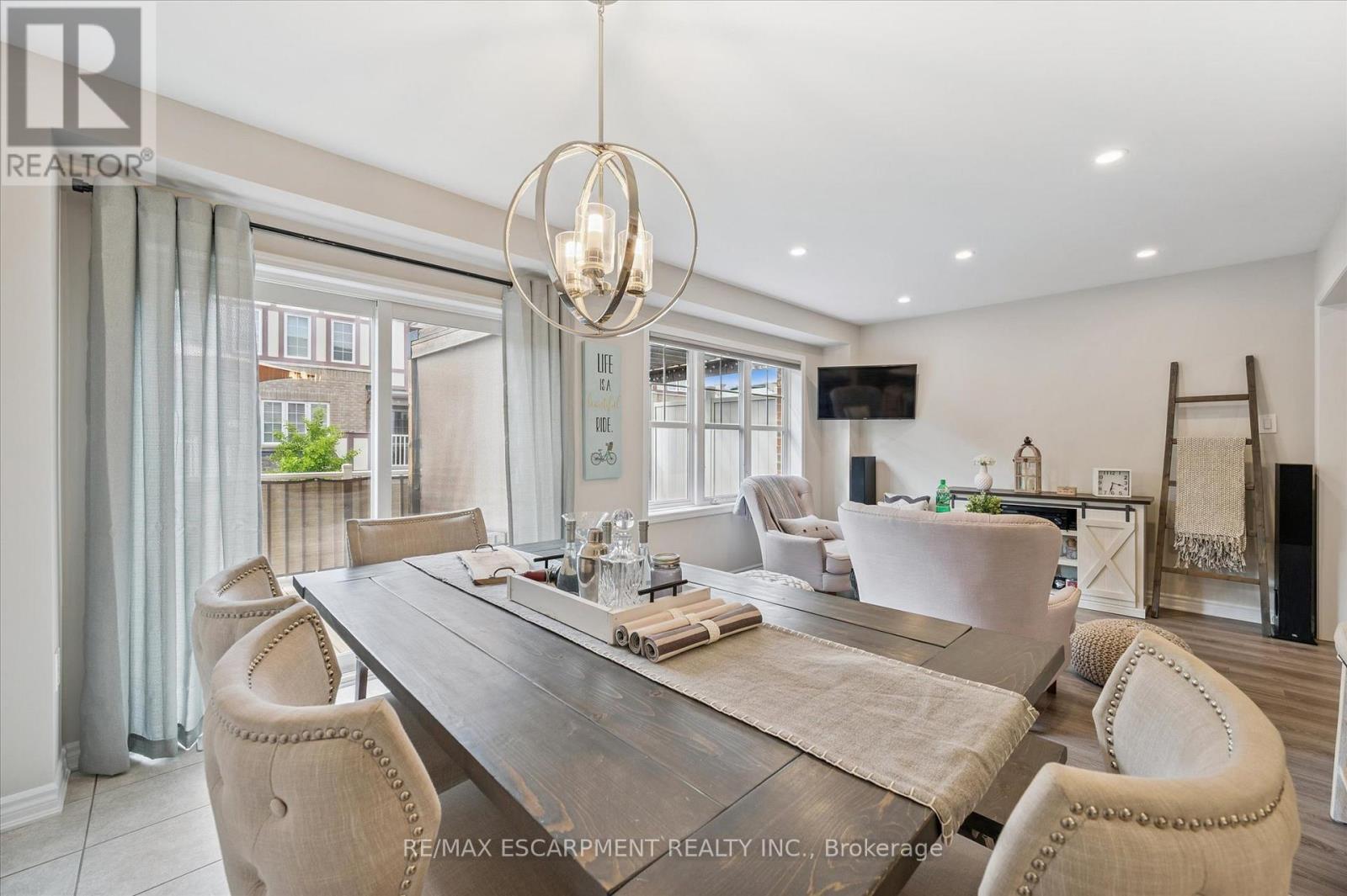 80 - 22 Spring Creek Drive, Hamilton, Ontario  L8B 1V7 - Photo 12 - X12568136