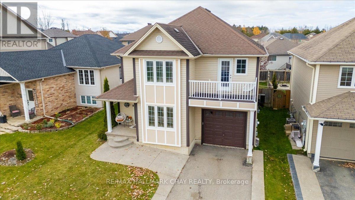 112 Silk Drive, Shelburne, Ontario  L9V 3E2 - Photo 2 - X12568198