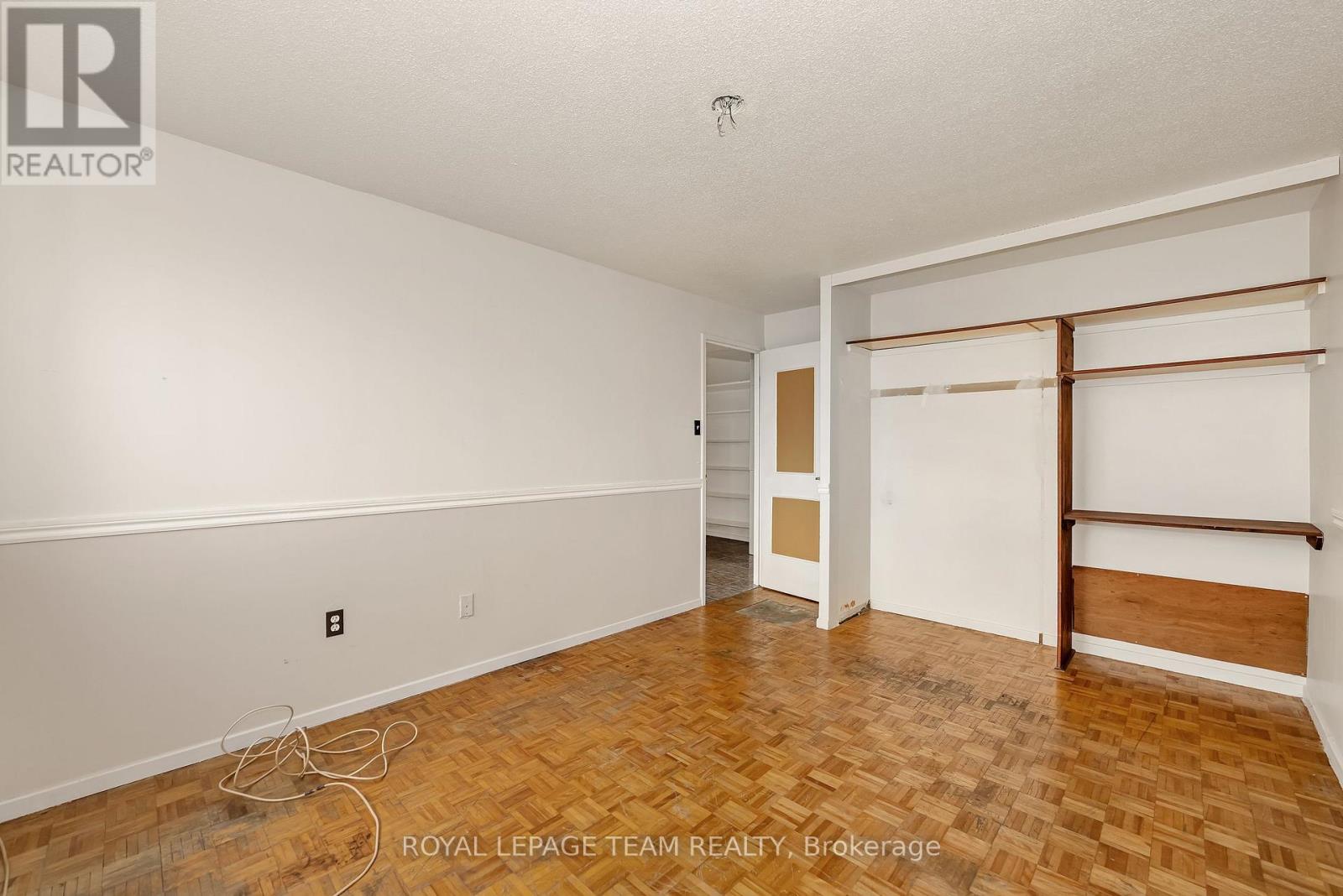 1210 - 20 Chesterton Drive, Ottawa, Ontario  K2E 6Z7 - Photo 18 - X12568254