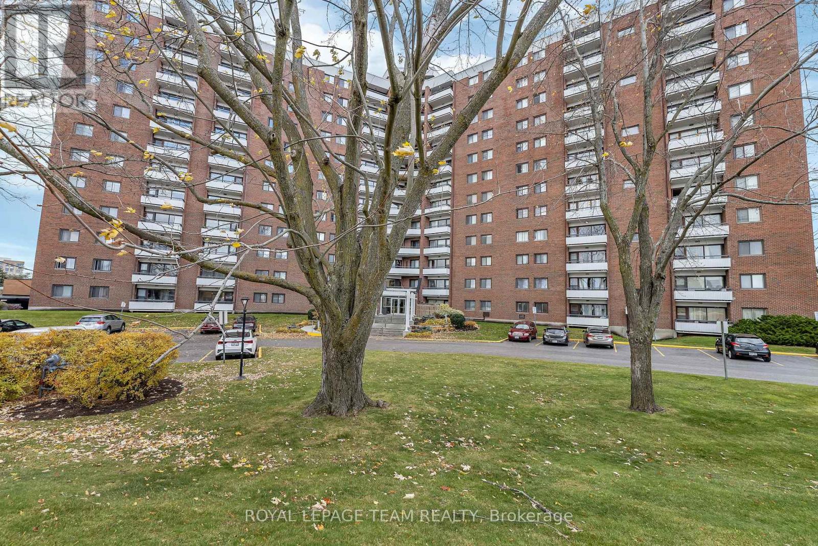 1210 - 20 Chesterton Drive, Ottawa, Ontario  K2E 6Z7 - Photo 2 - X12568254