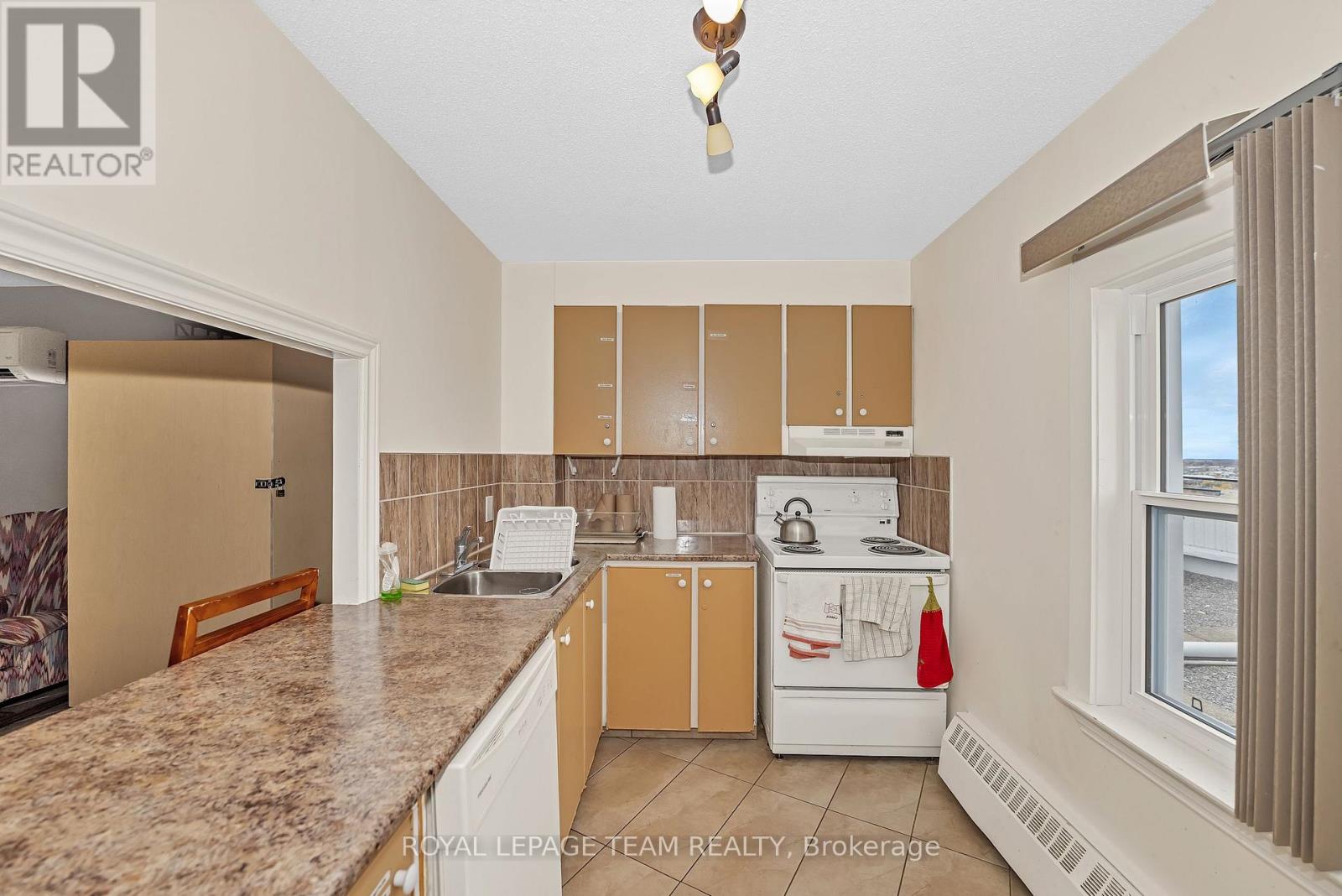 1210 - 20 Chesterton Drive, Ottawa, Ontario  K2E 6Z7 - Photo 27 - X12568254