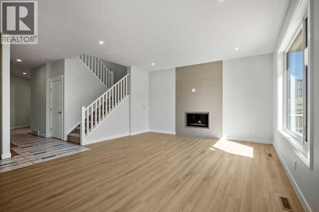 229 Creekstone Hill Sw, Calgary, Alberta  T2X 5G5 - Photo 11 - A2237918