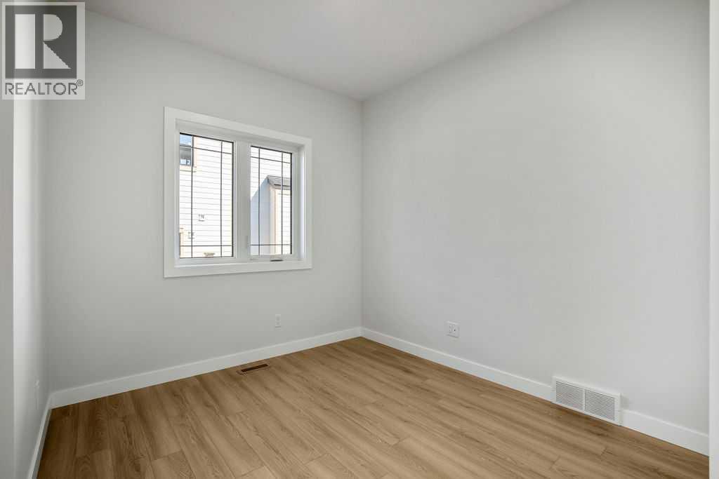 229 Creekstone Hill Sw, Calgary, Alberta  T2X 5G5 - Photo 3 - A2237918