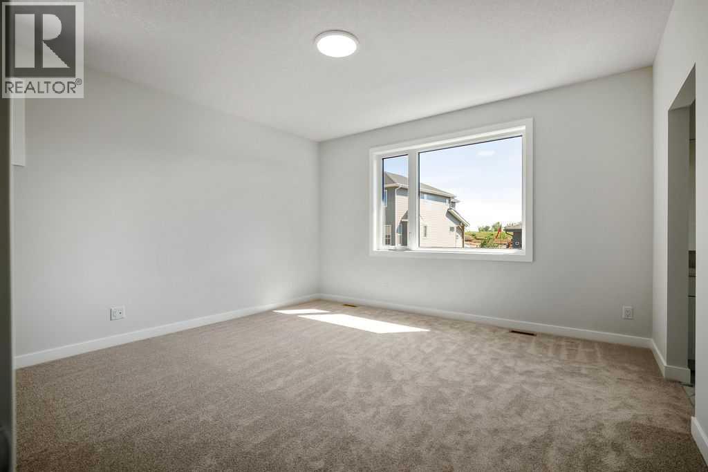 229 Creekstone Hill Sw, Calgary, Alberta  T2X 5G5 - Photo 21 - A2237918